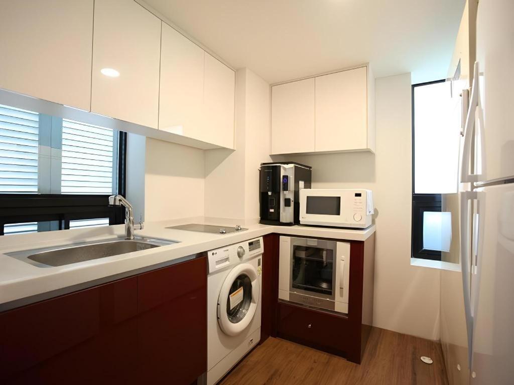 Myeongdong Mom House Hotell Seoul Exteriör bild