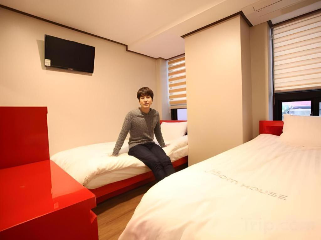 Myeongdong Mom House Hotell Seoul Exteriör bild