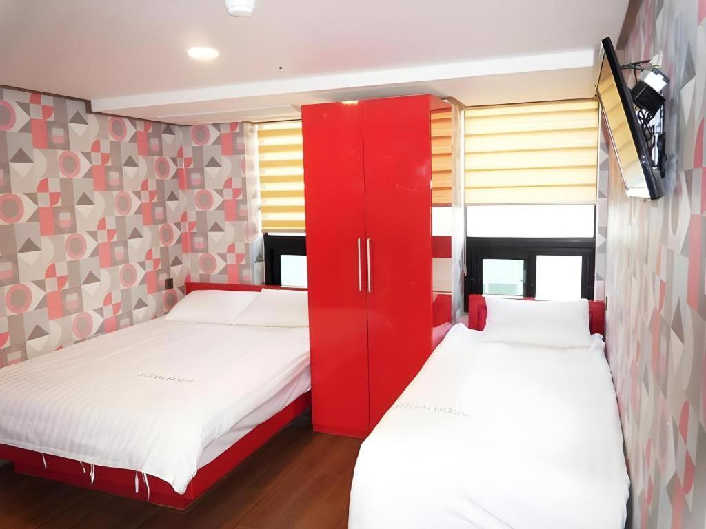 Myeongdong Mom House Hotell Seoul Exteriör bild